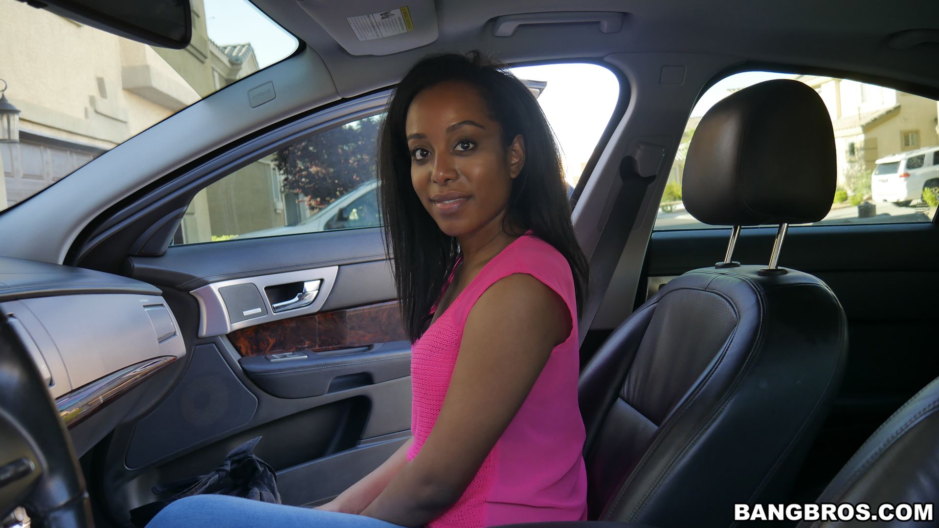 Horny Student Gets Fucked In Car Outside University