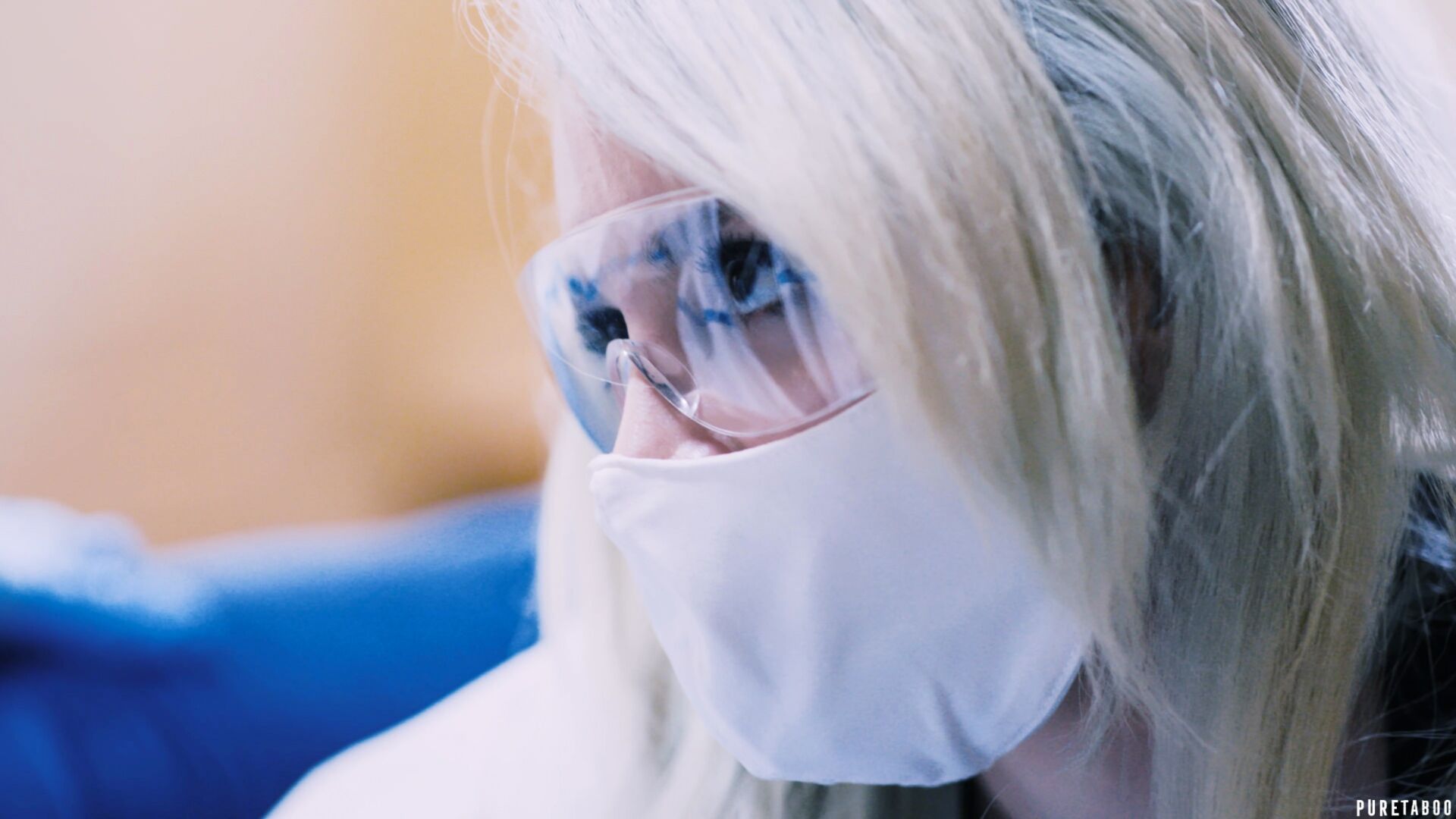 Future Darkly: Pandemic - Anna and Alex