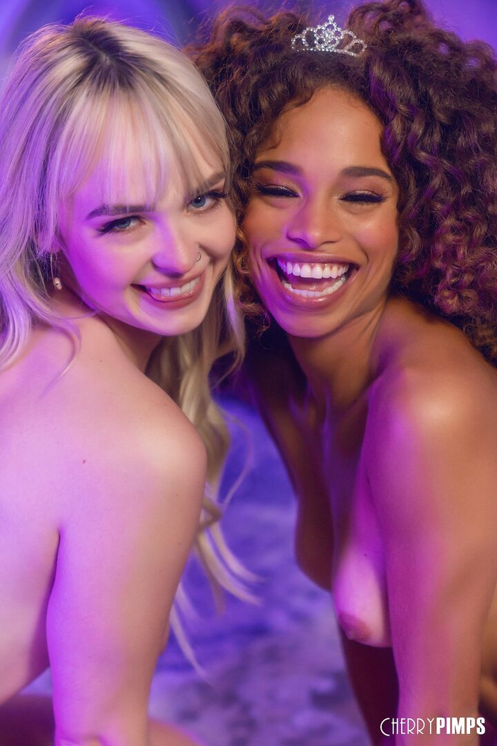 Lilly Loves Devouring Cecilia's Wet Pussy