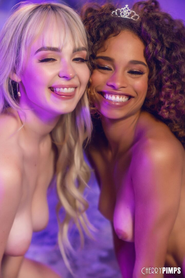 Lilly Loves Devouring Cecilia's Wet Pussy