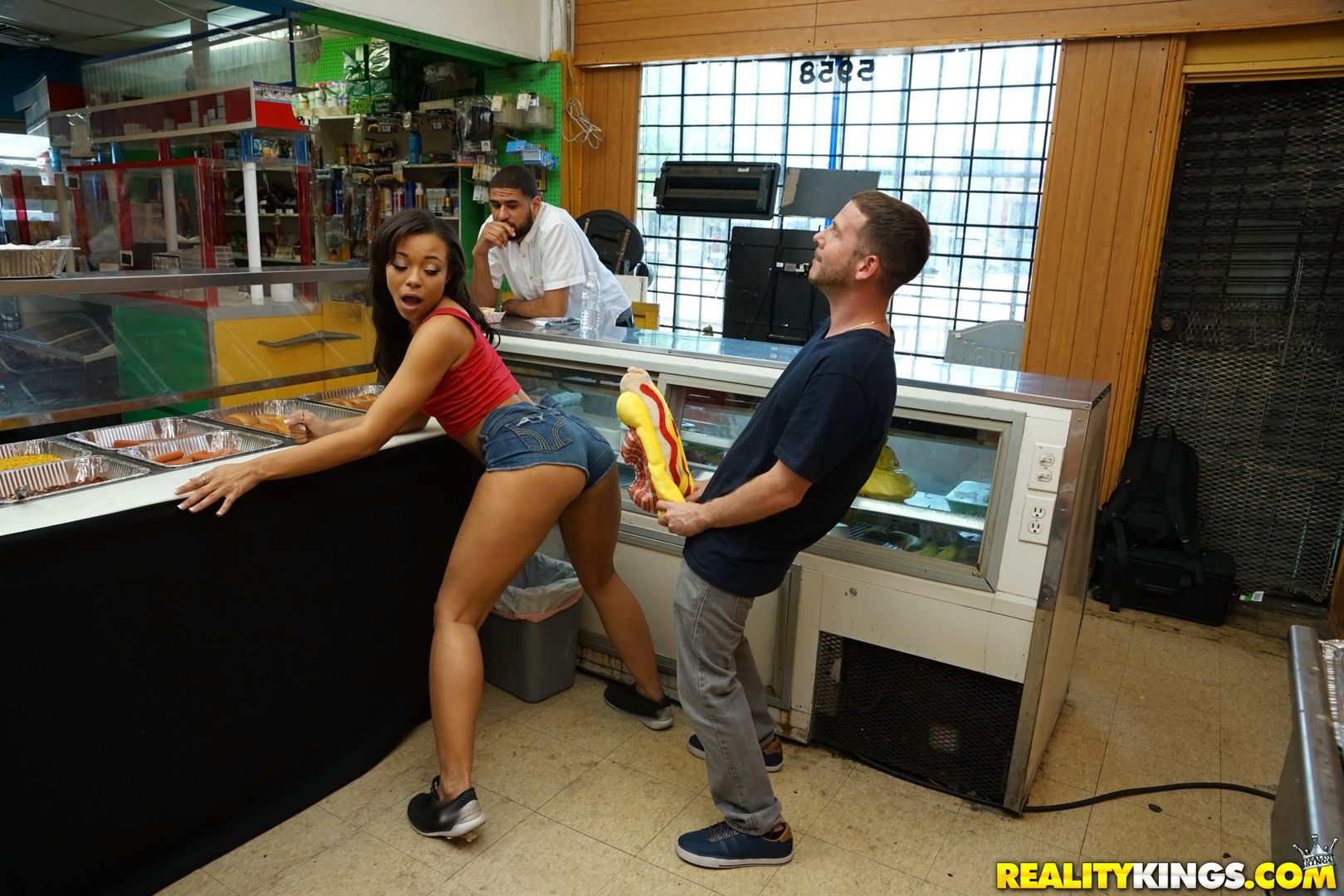 hot_dog_stand