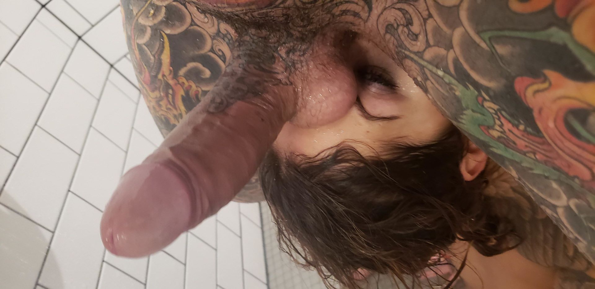 Heidi Van Horny Fucking In The Shower