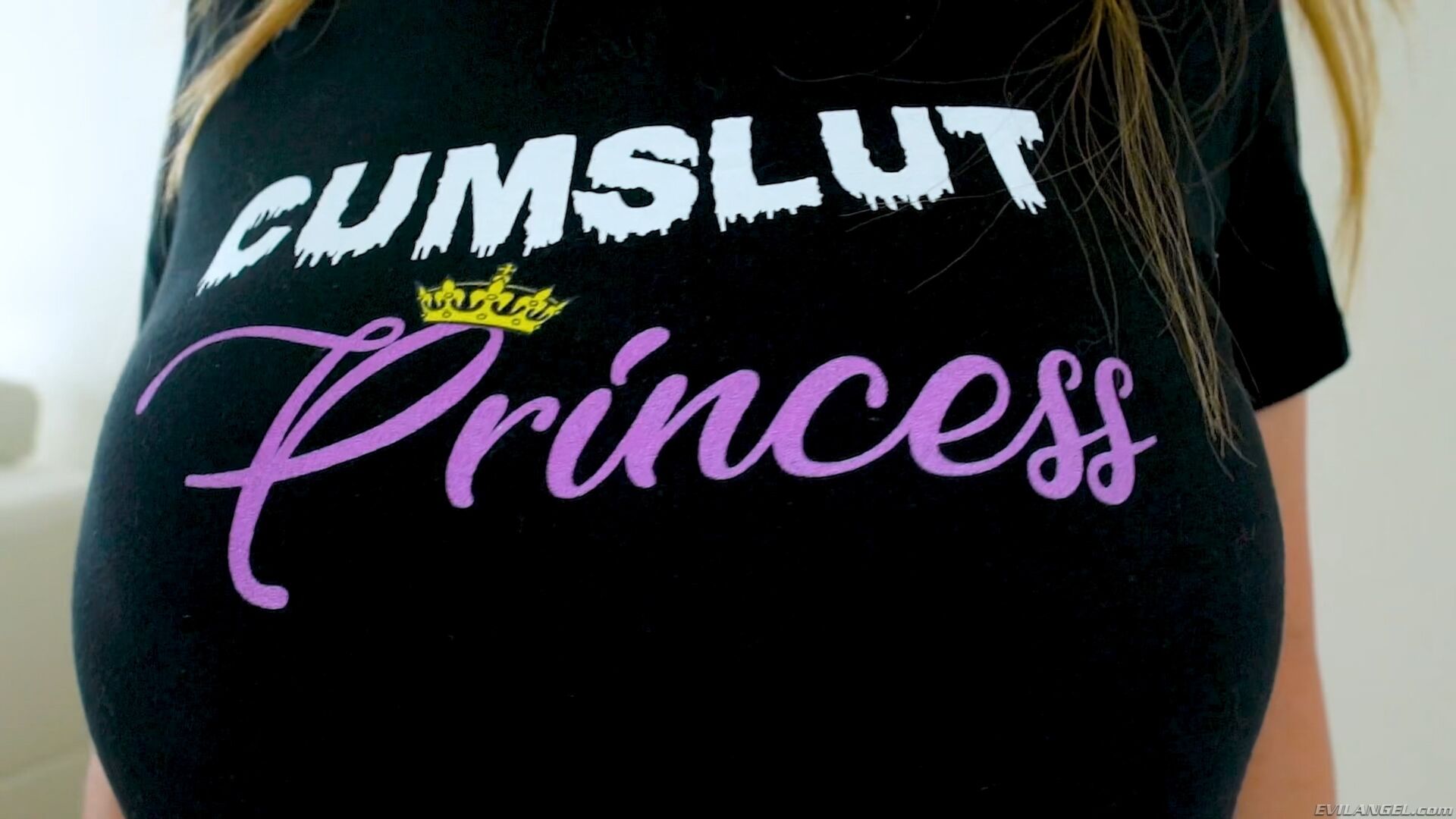 Kianna Dior: Busty Cum Slut Princess