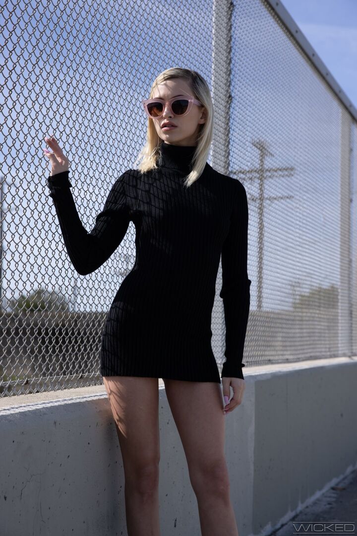 Glamcore - Scene 2