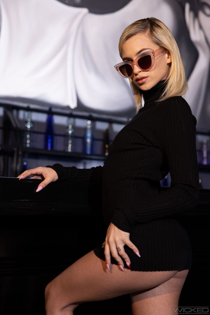 Glamcore - Scene 2