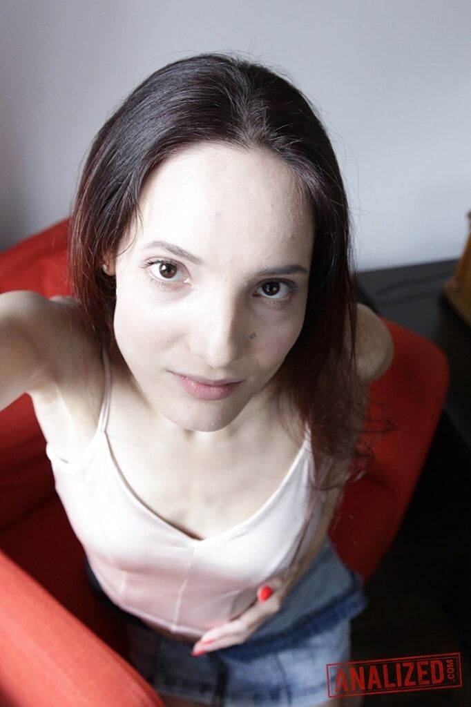Mia Sanders: Blindfolded Anal Loving Slut