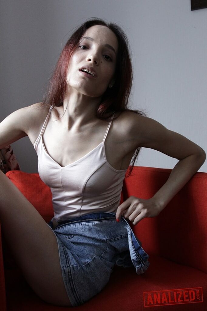 Mia Sanders: Blindfolded Anal Loving Slut