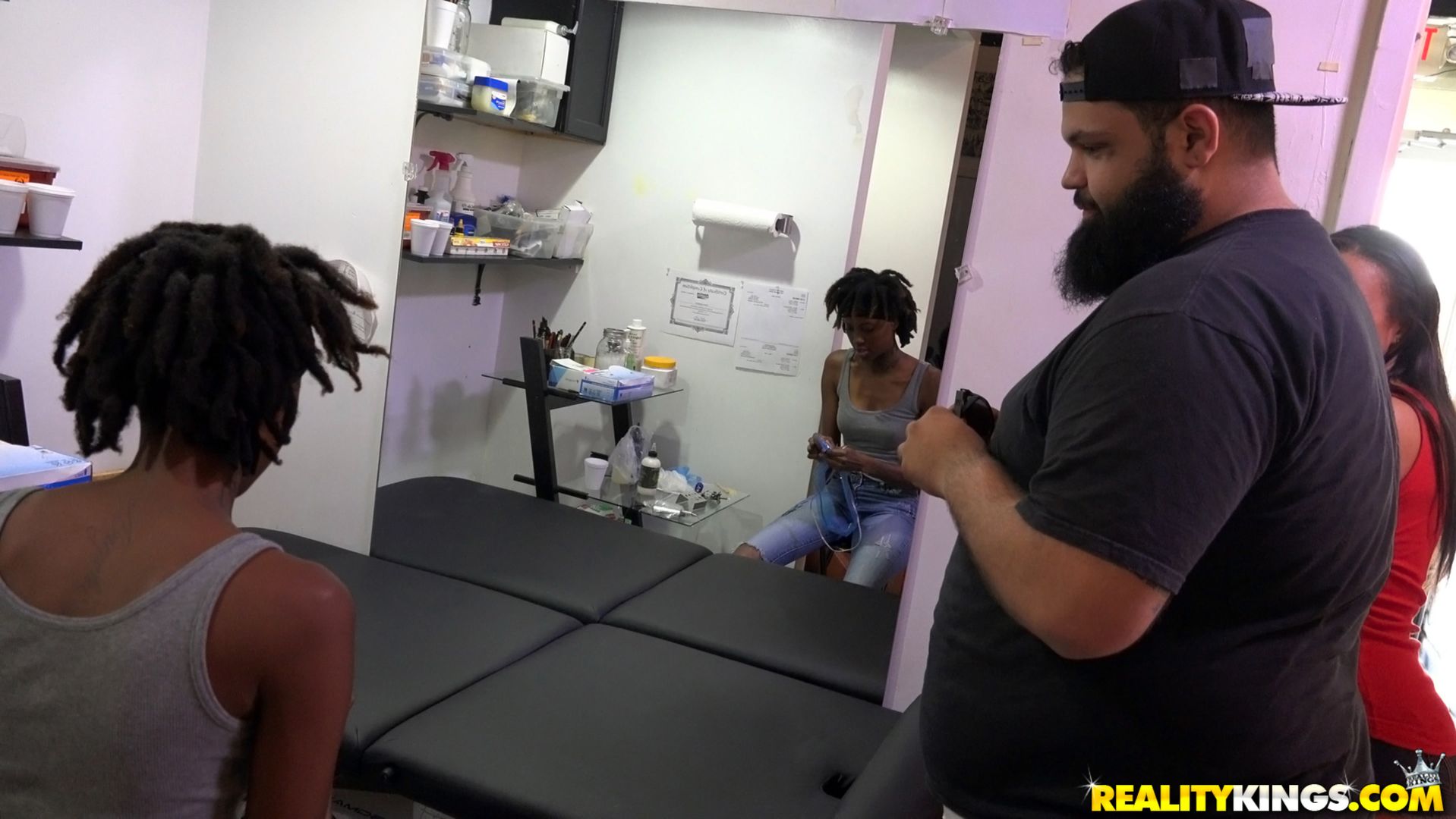 Tattoo Shop