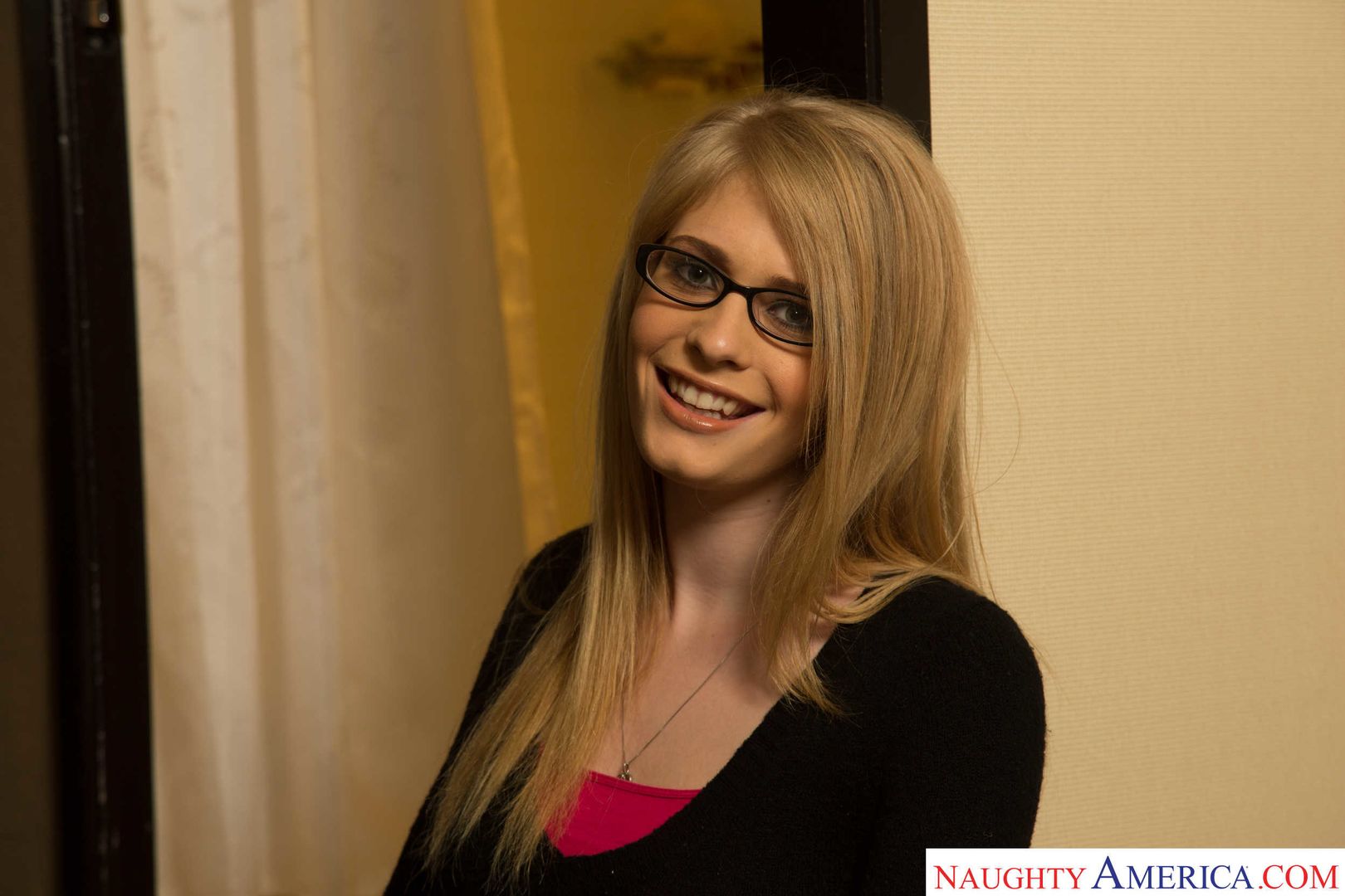 Semi-Reluctant college hottie, Allie James, meets her sugardaddy and gets right down to business
