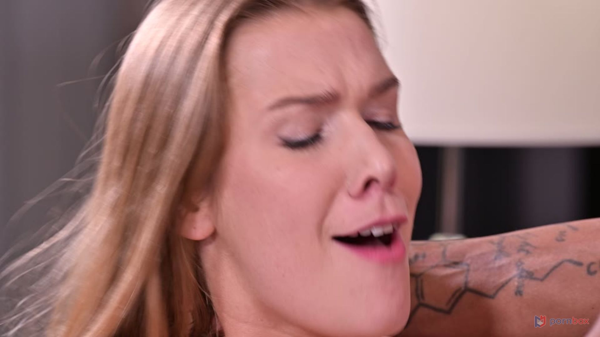 Lazy Bimbo Gets Boned in the Bottom by Her Black Boss to Save Her Job GP1806