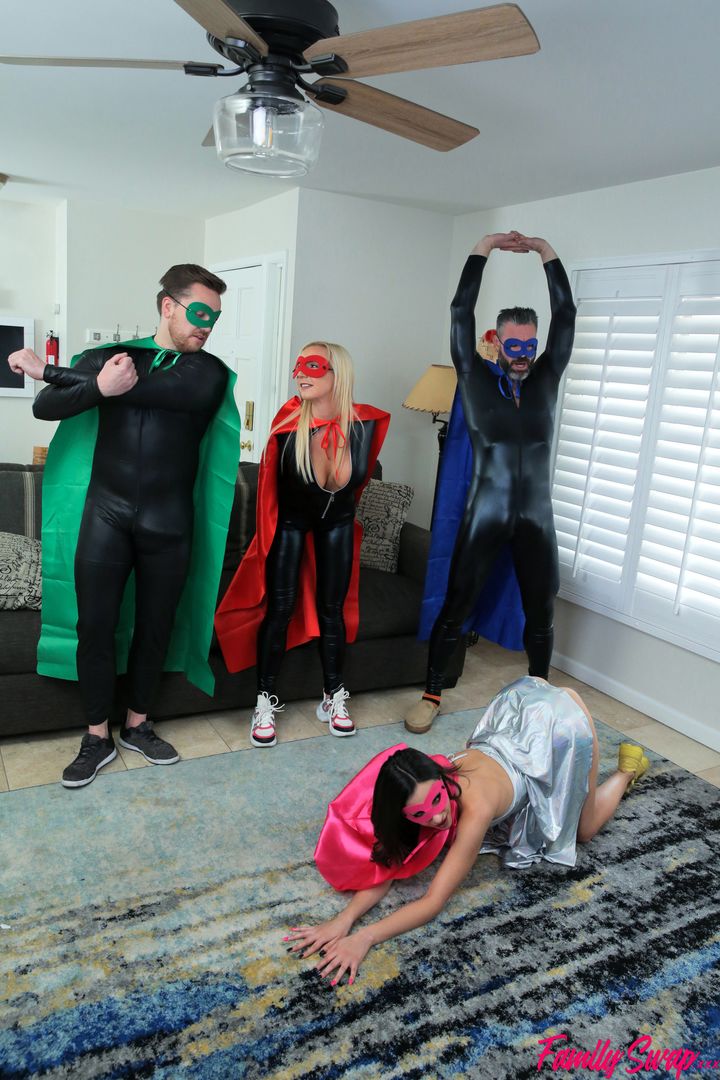 When My Swap Family Does A Super Hero Event - S3:E1