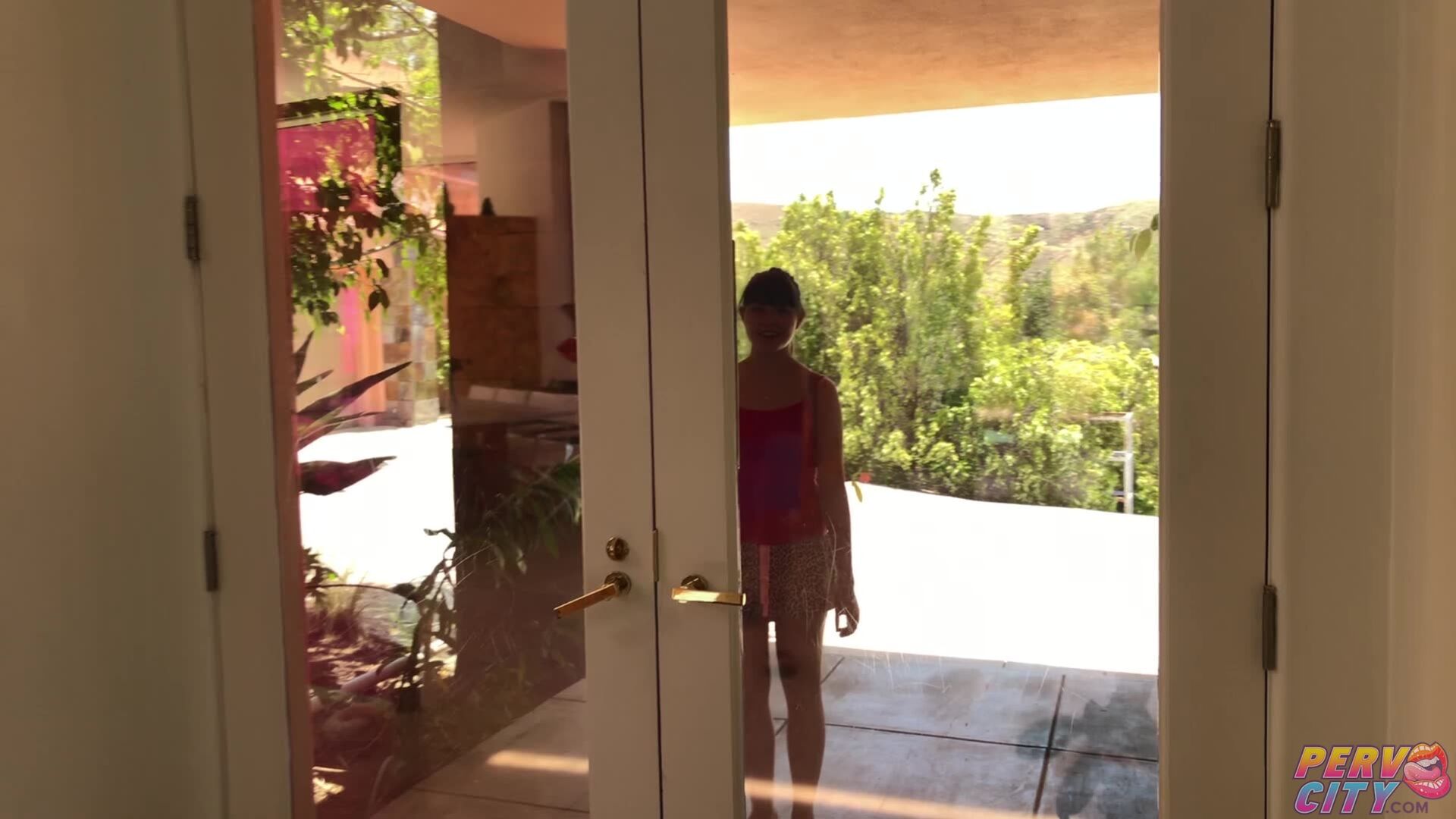 Slutty Teen Loves Fucking Older Men