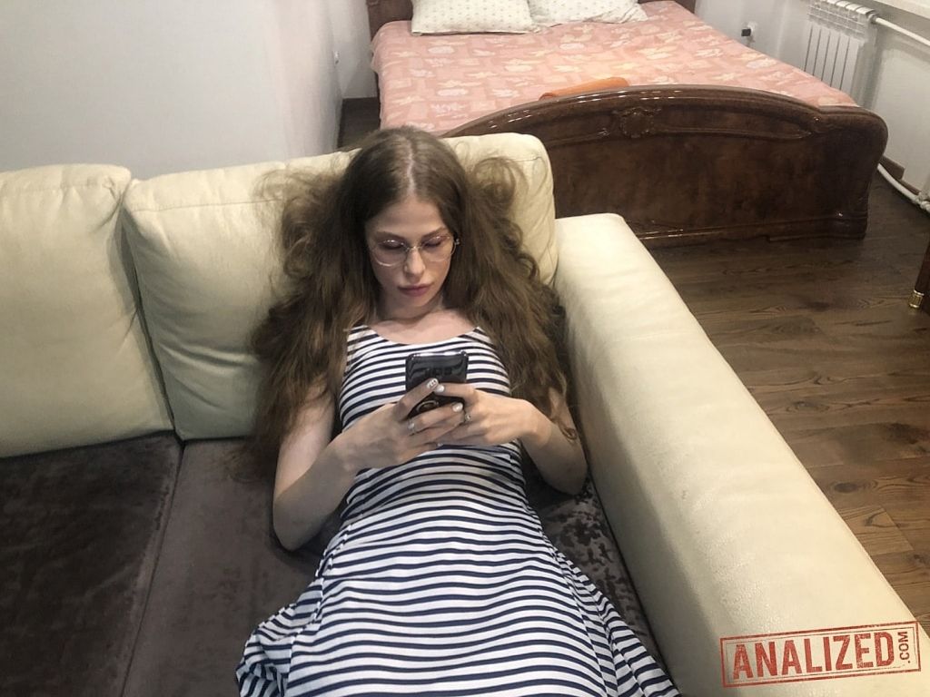 Anna Rey: Knows Why She Came Over