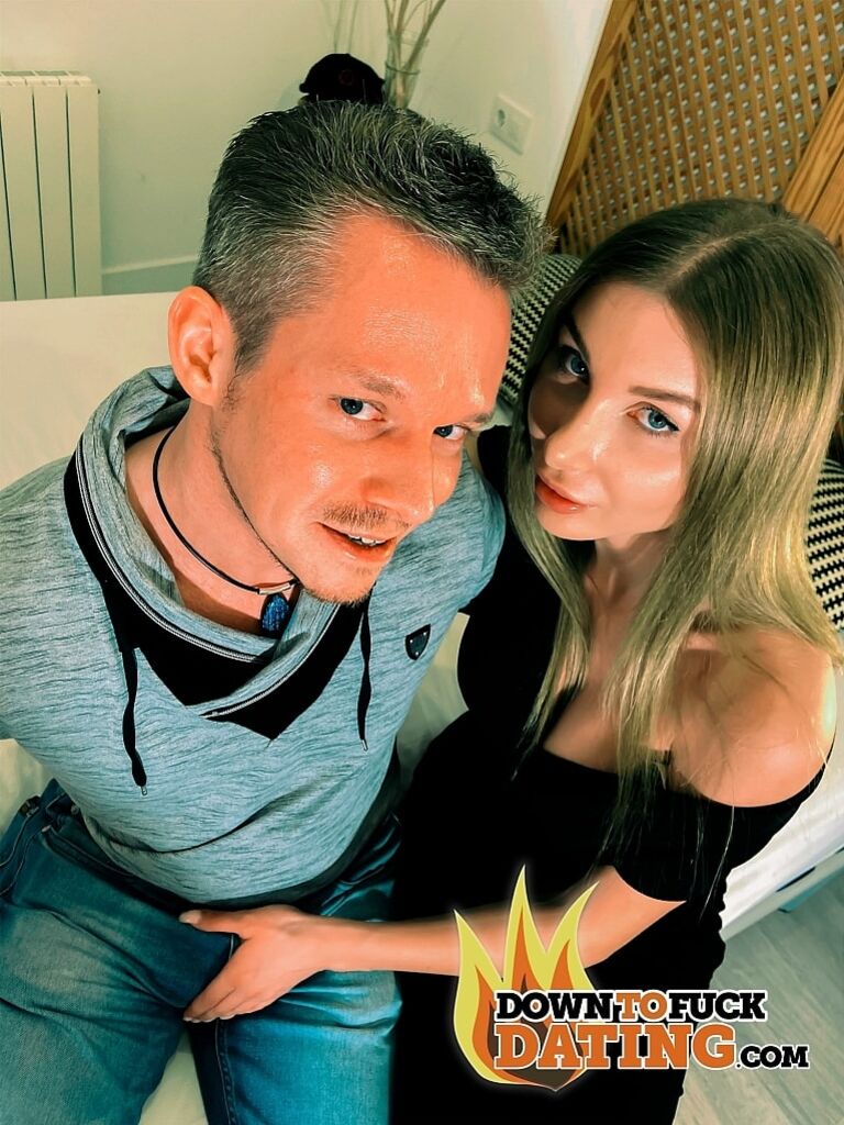 Marylin Crystal: Fucks On The First Date