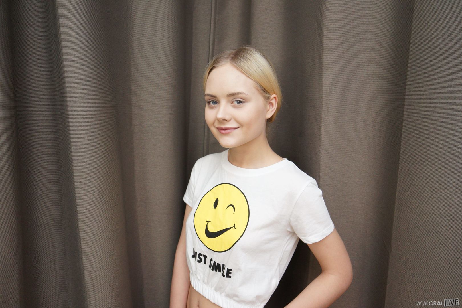 Emily Cutie Gives Up Her Teenage Asshole to a Man Twice Her Age