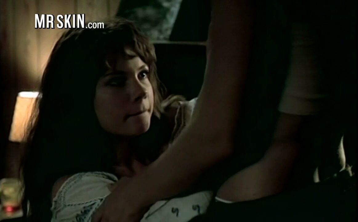 Steamy Lesbian Scenes