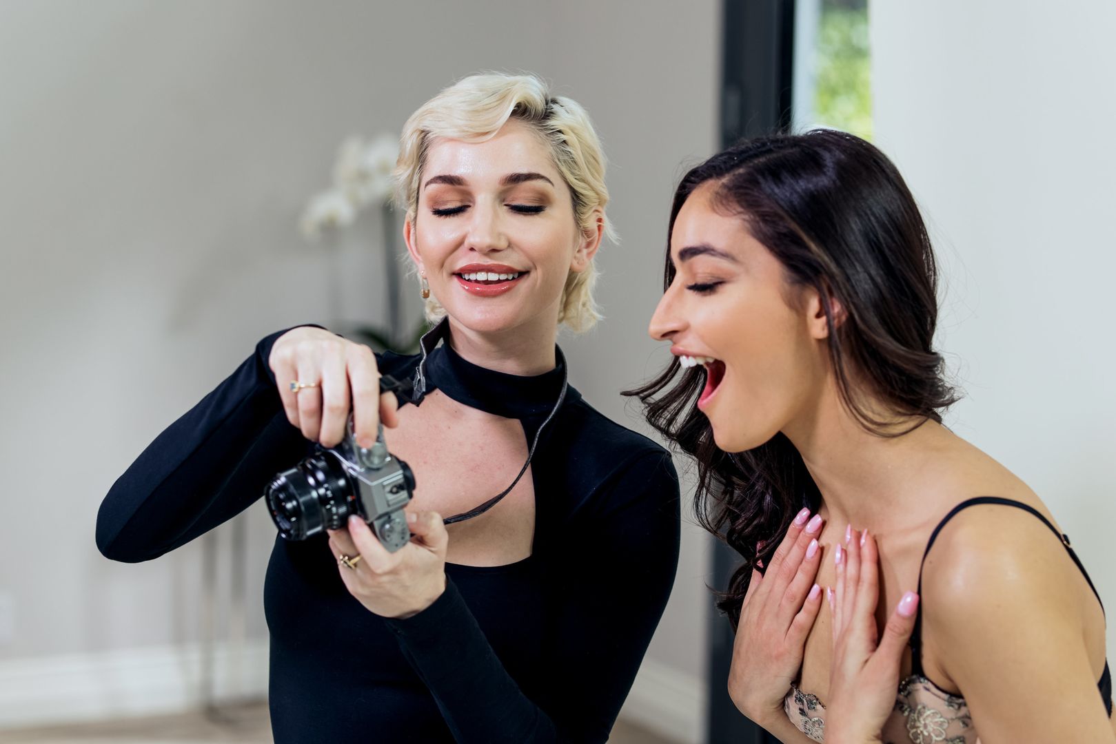 Naked: Emily & Skye