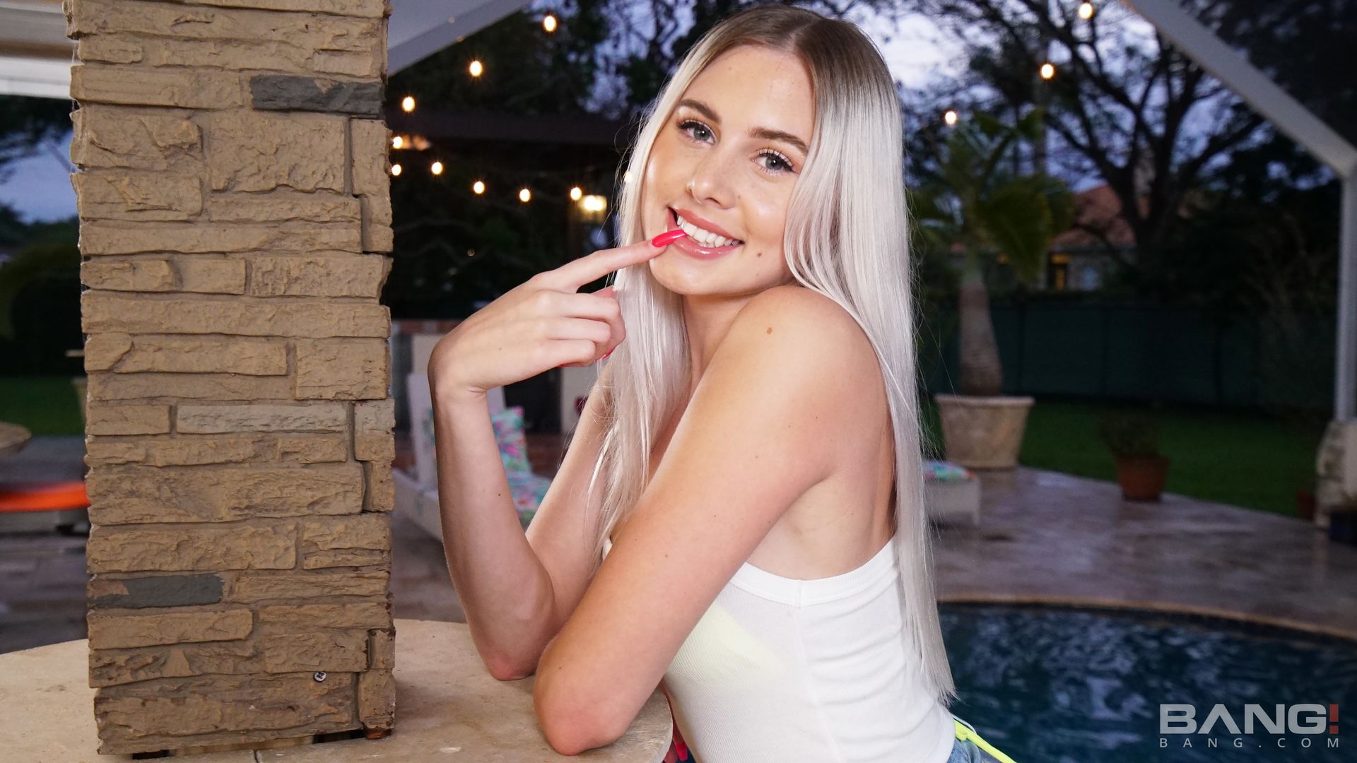 Bri Klein Has Amazing Tan Lines And Loves To Fuck
