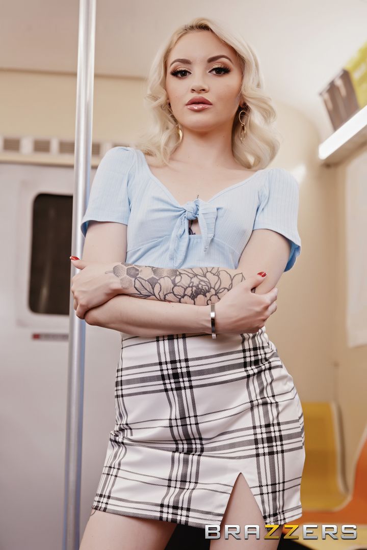 The Slutty Commuter's Clumsy Joyride