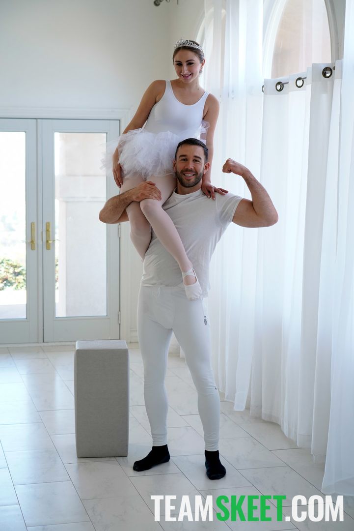 Stretchy Lil Dancer