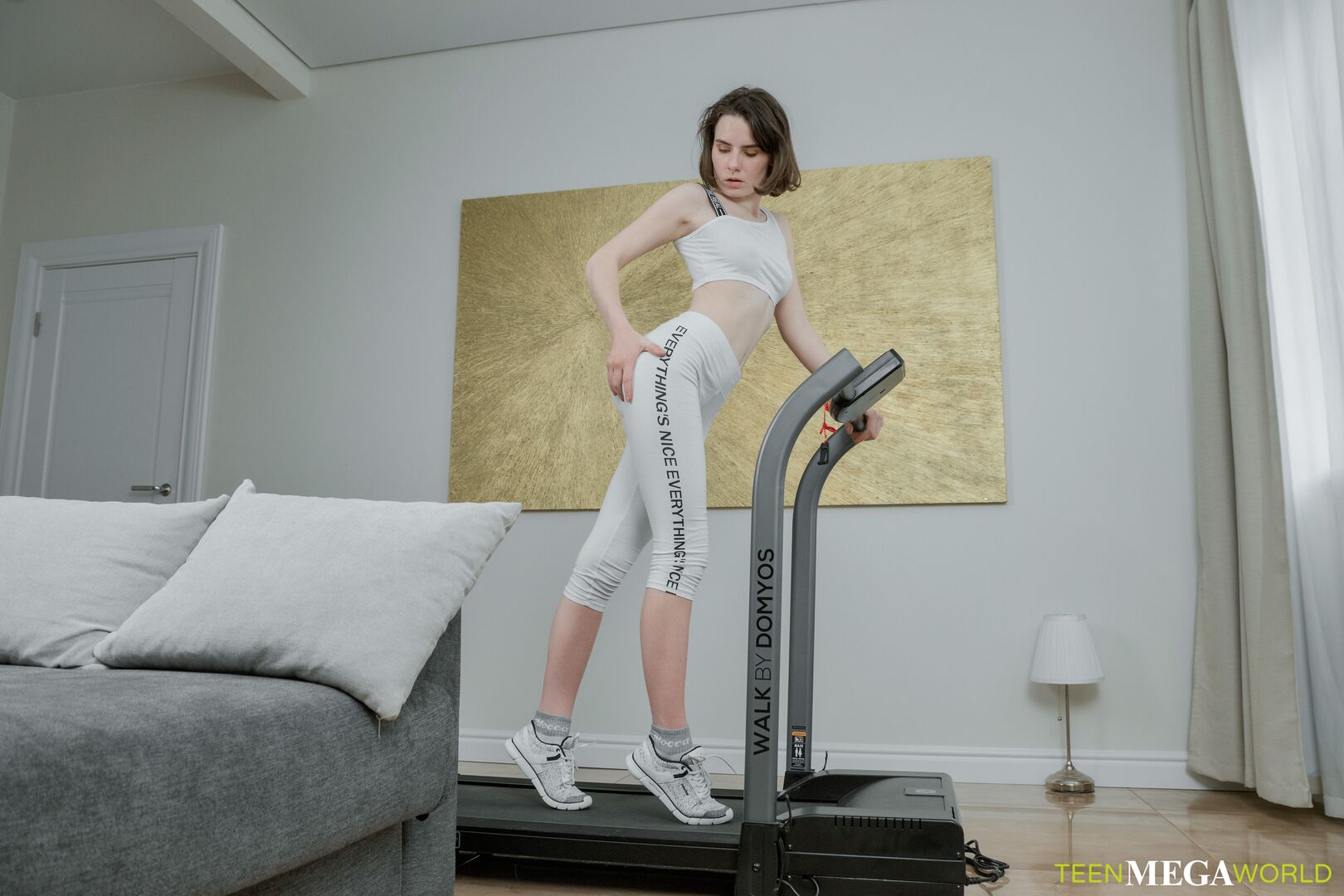 Home workout ends with a solo