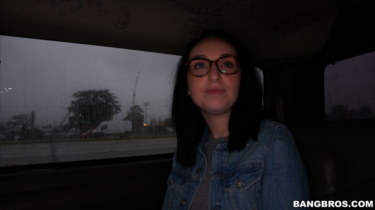 Scarlett's wild ride on the bus