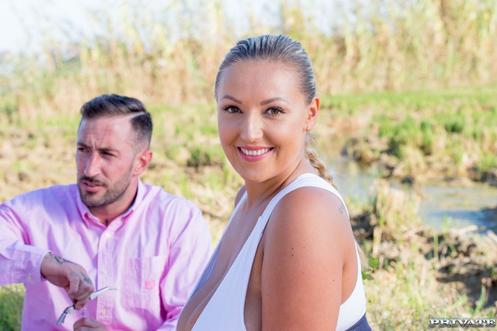 Kira Queen, Bambi Bella and Crystal Swift, in country orgy