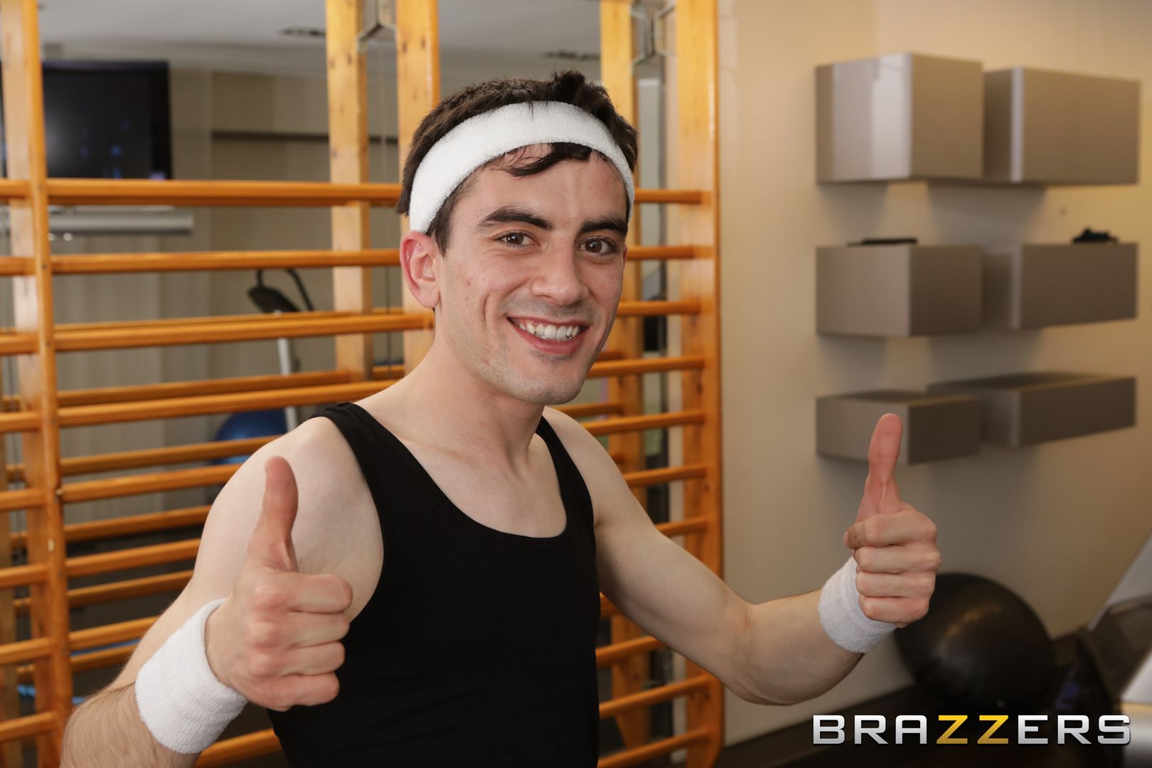 Get Jordi Laid!
