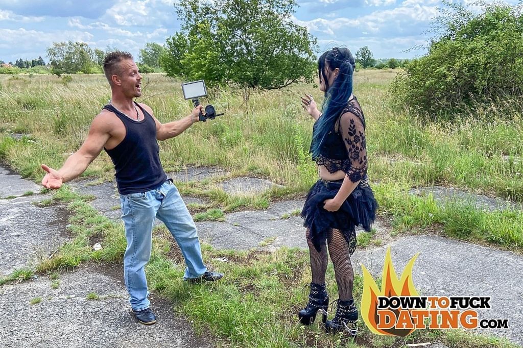 Doreen: Fuck Me Anywhere