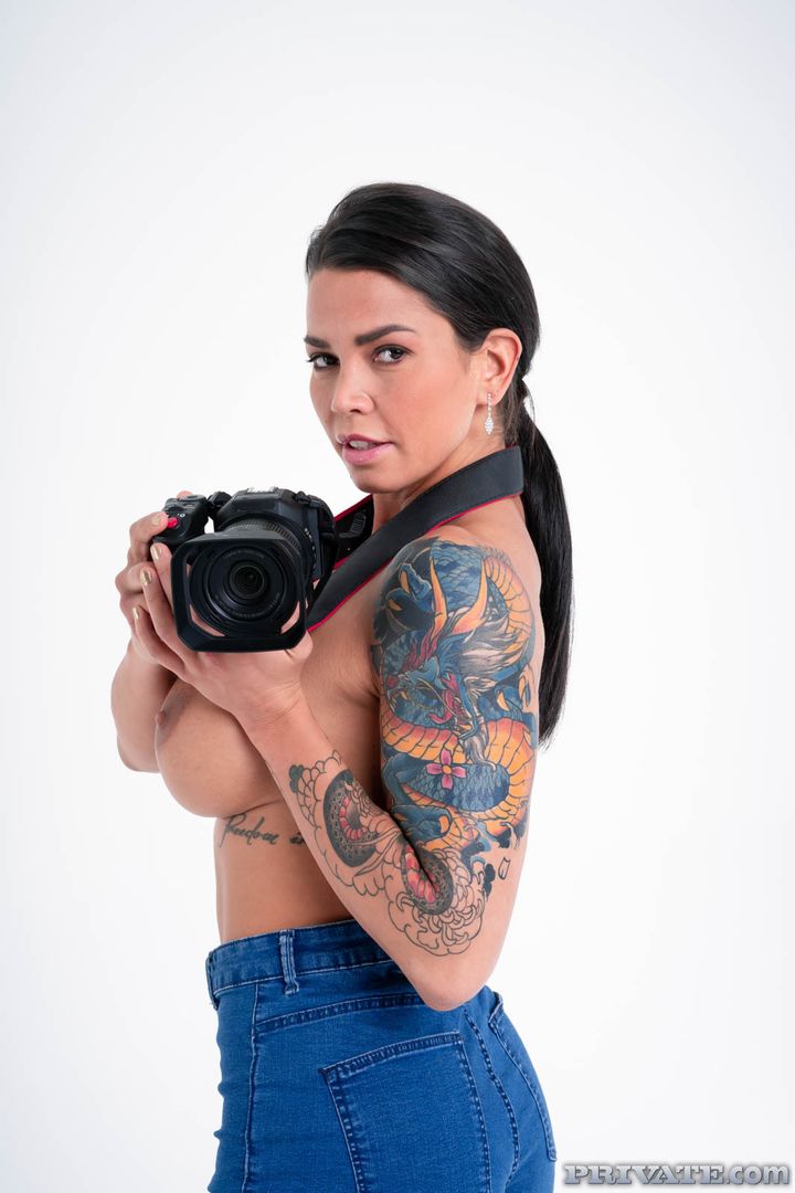 Chloe Lamour and Eveline Dellai, Photographer and Model Share a Stud