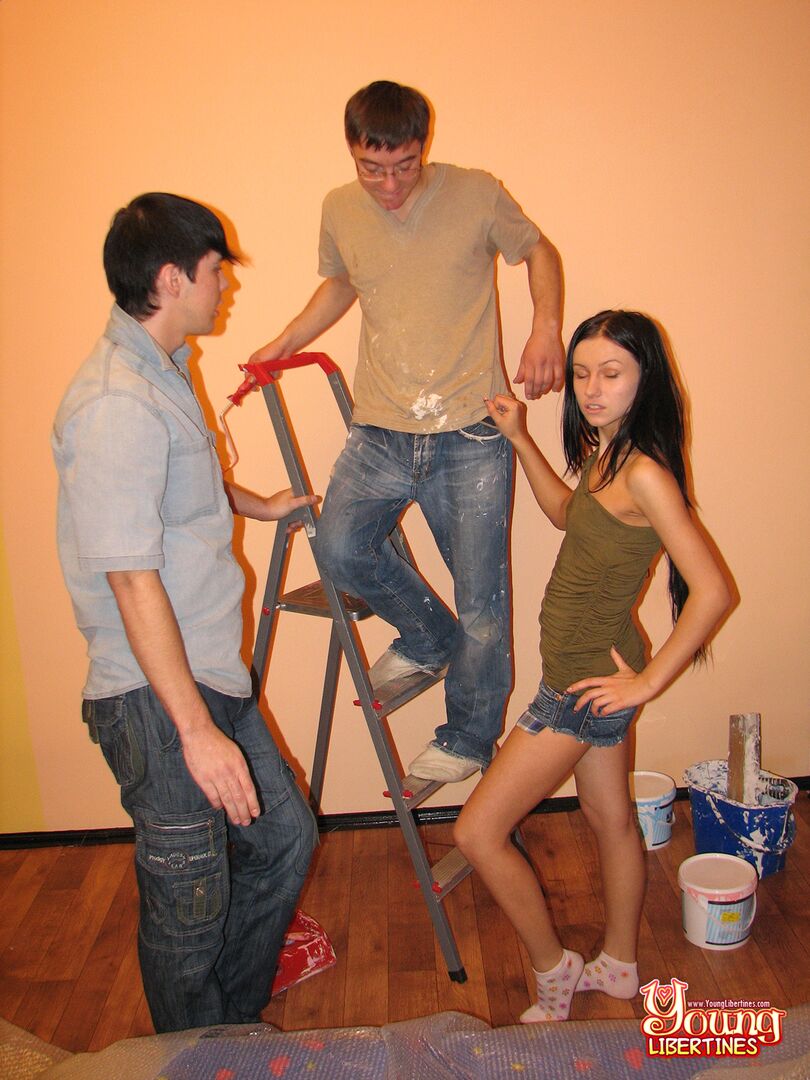DOUBLE-FUCKED BY THE PAINTERS