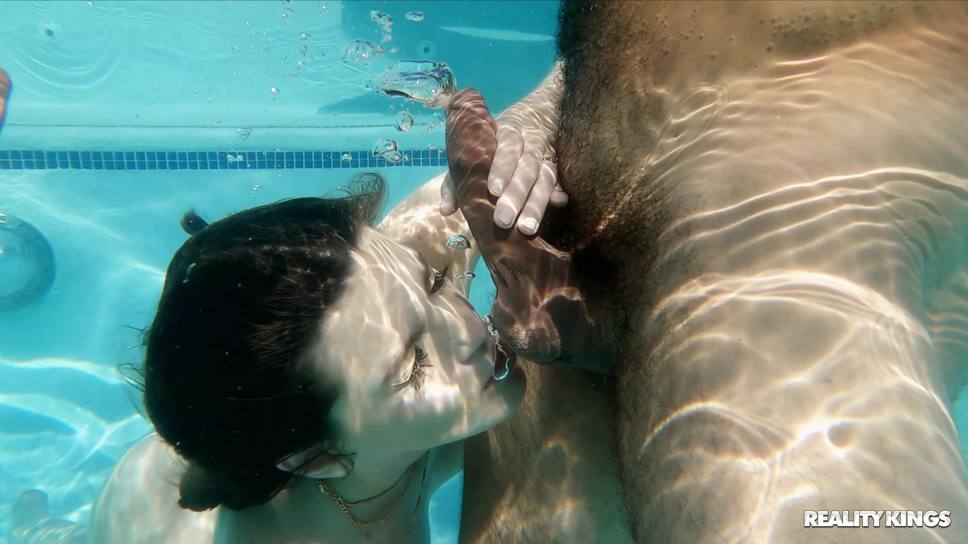 Social Sluts Blow Delivery Guy Underwater