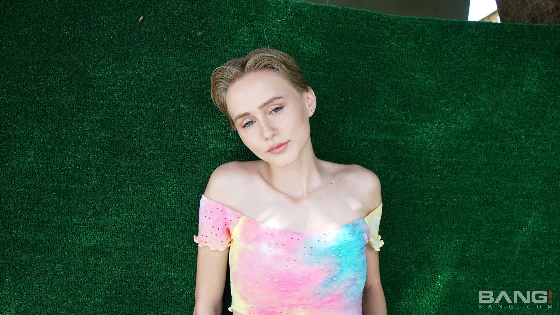 Alicia Williams Plays In The Sprinklers In A White T-Shirt
