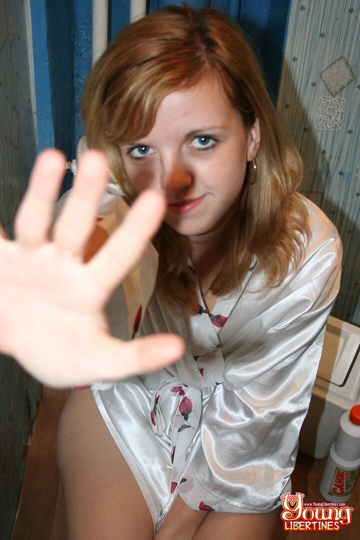TEEN INITIATES MAKING HOME PORN