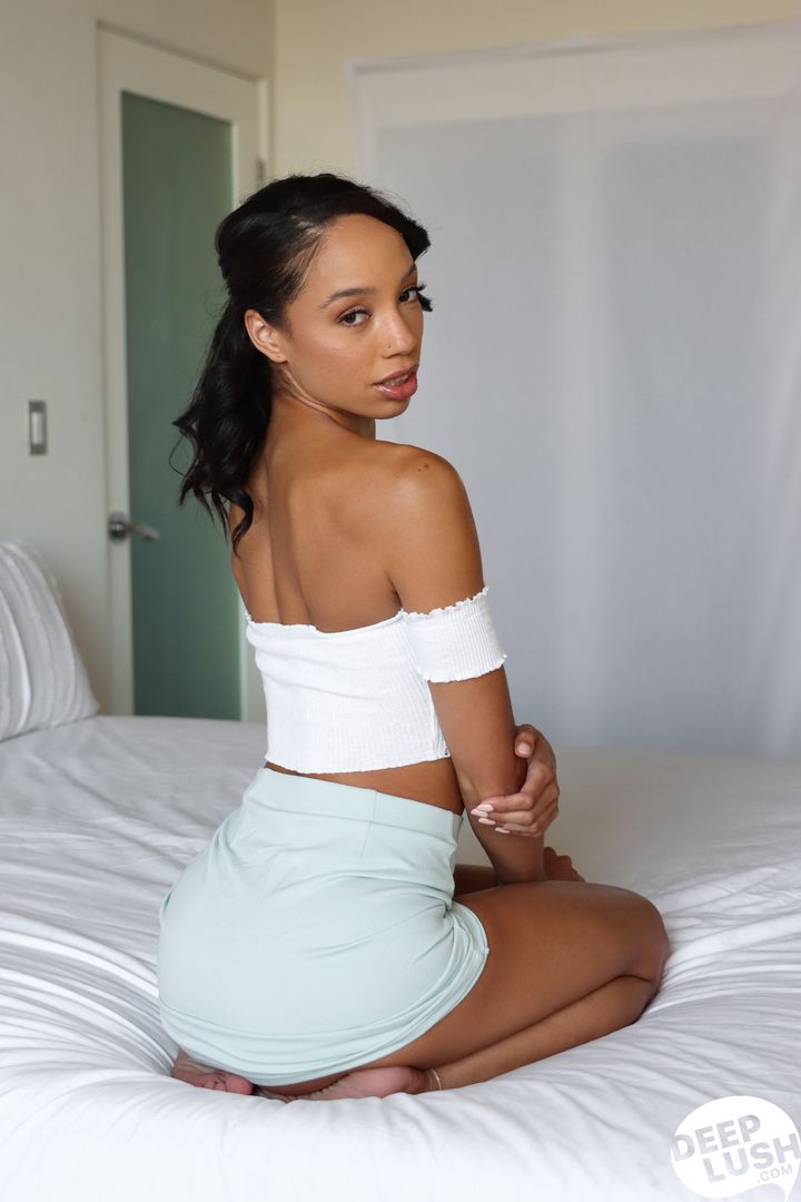 Anal With Alexis