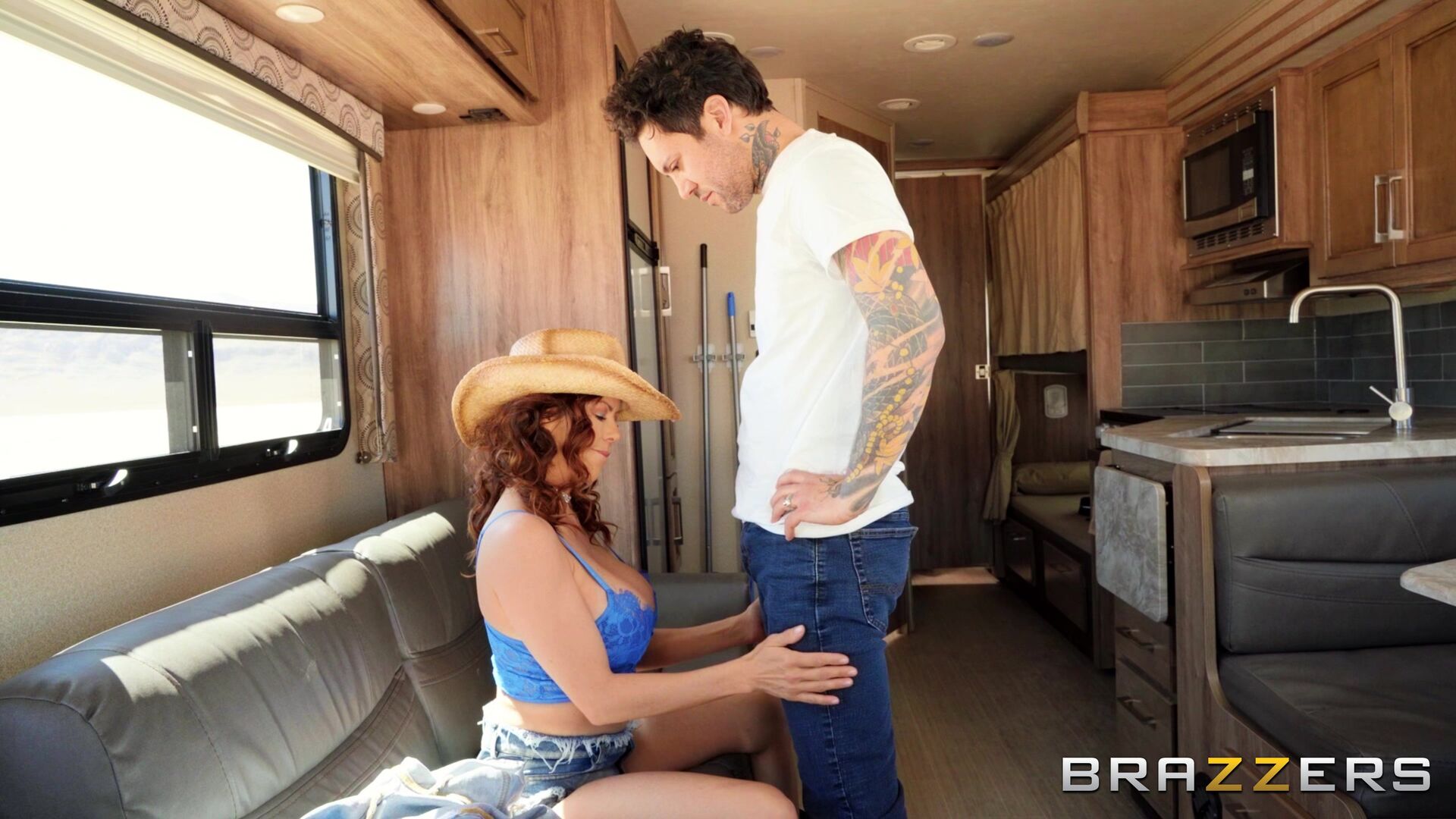 Slutty Hitchhiker Picked Up And Fucked