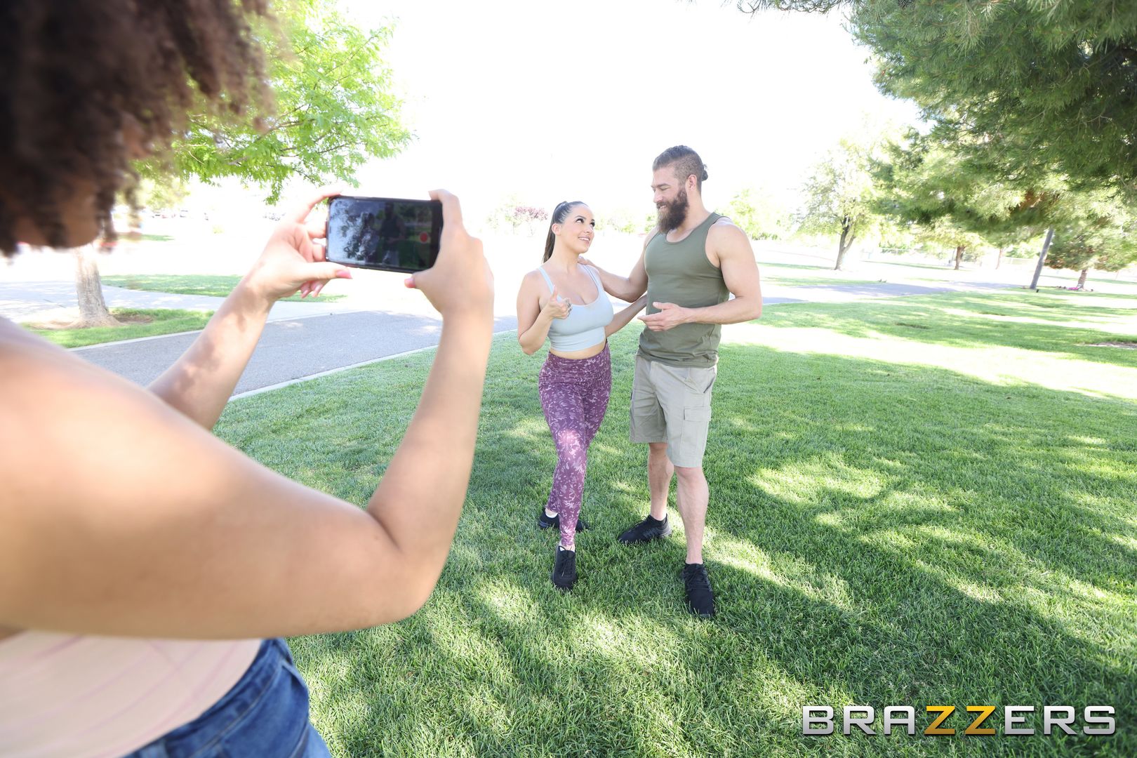 Jog By Threesome Pick Up