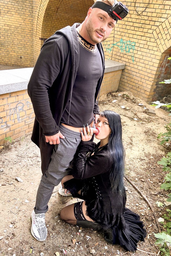 The Cambaron Dicks Down Filthy Goth Teen Doreen!