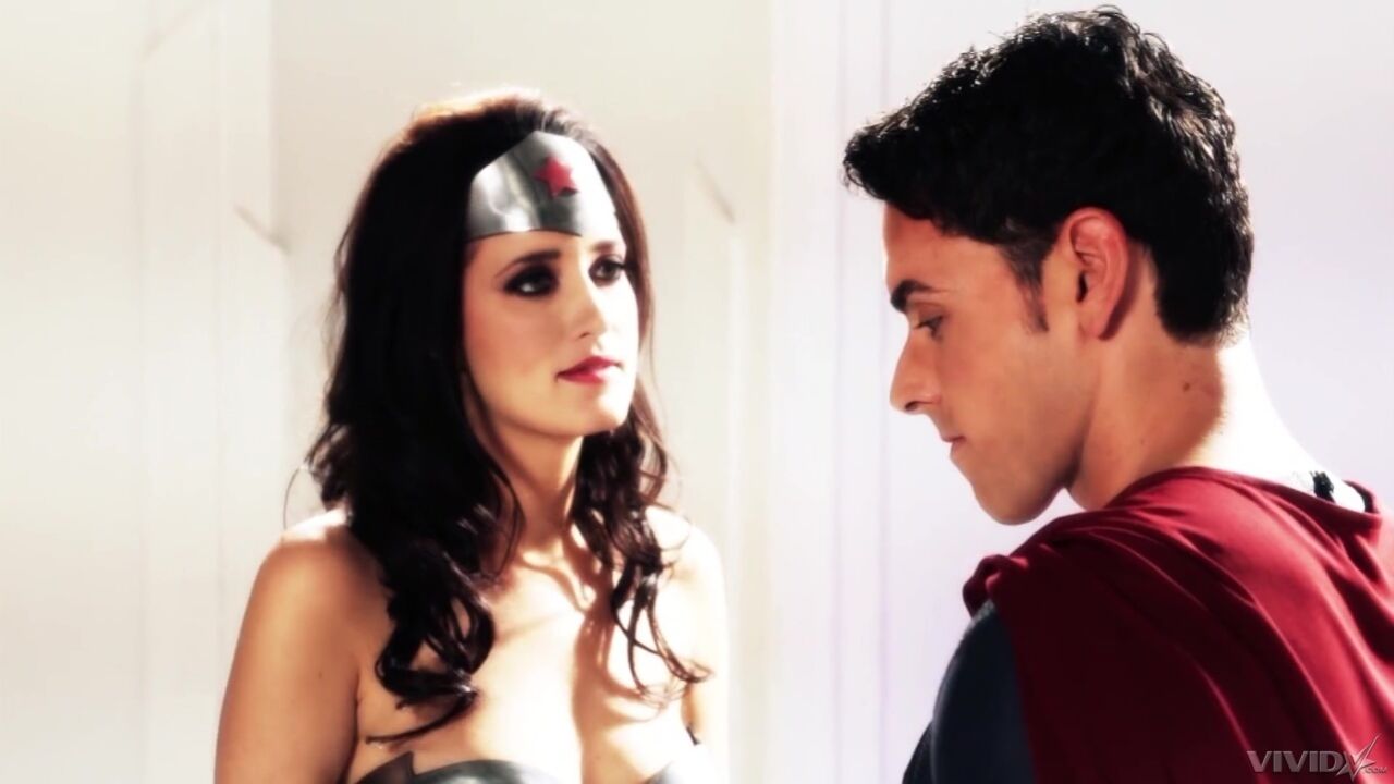 Wonder Woman XXX - Scene 5