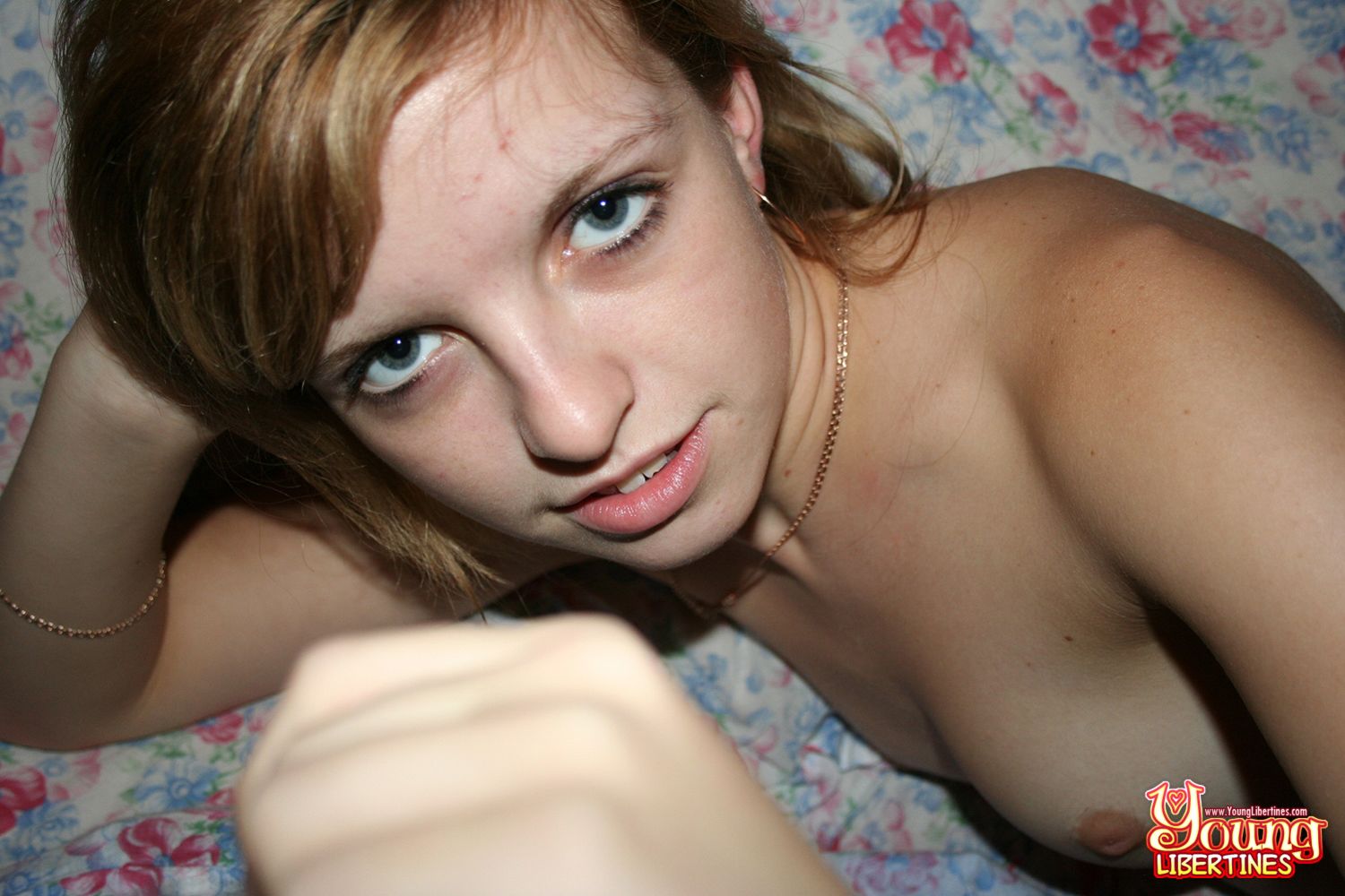 TEEN TASTES HER JUICES OFF COCK