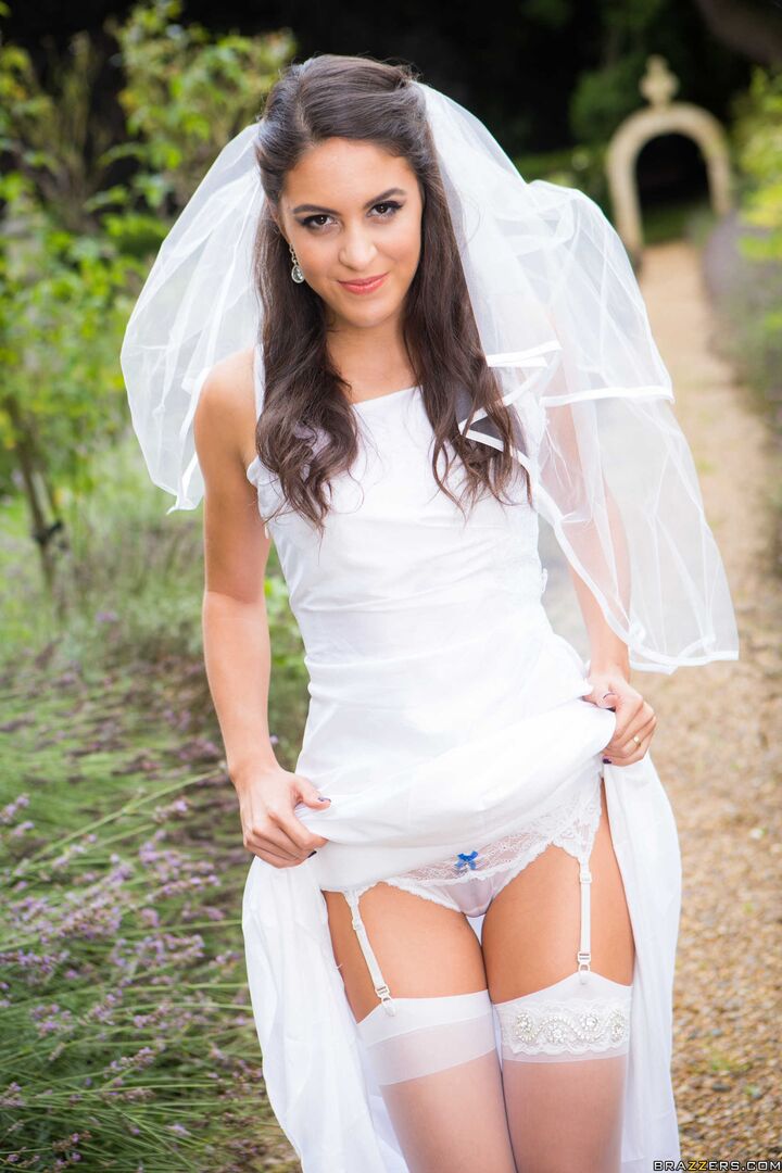 Milf Teaches Newlyweds