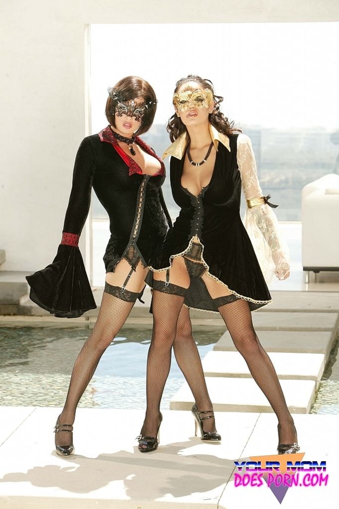 Angelina Valentine and Tori Lane Are Masked Cum Bandits!