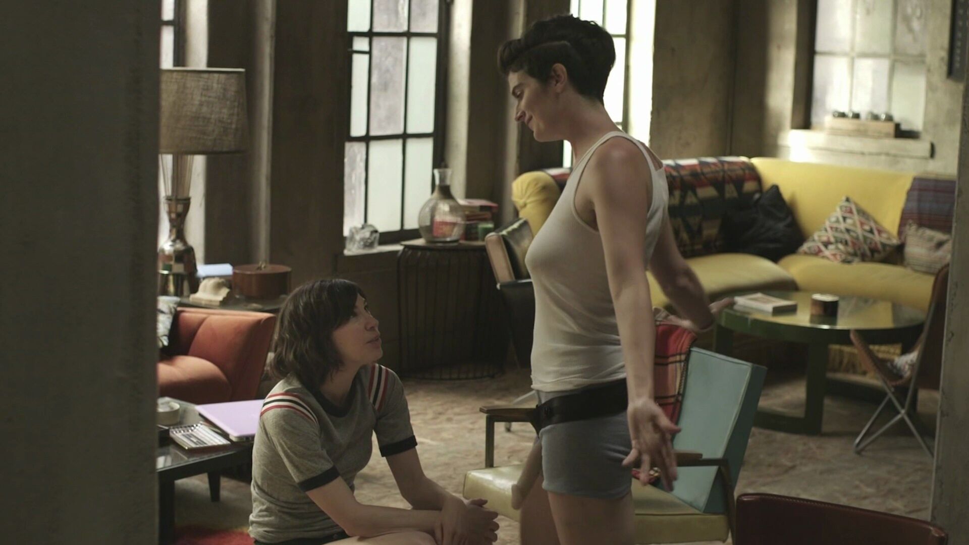 Chicks with Strap-ons