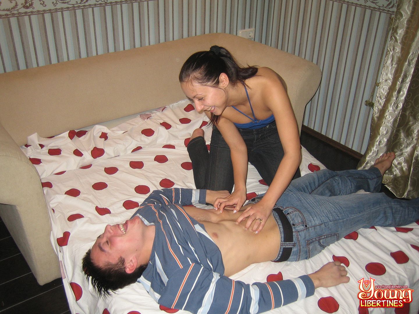 HOT FUCK AFTER A ROMANTIC DATE