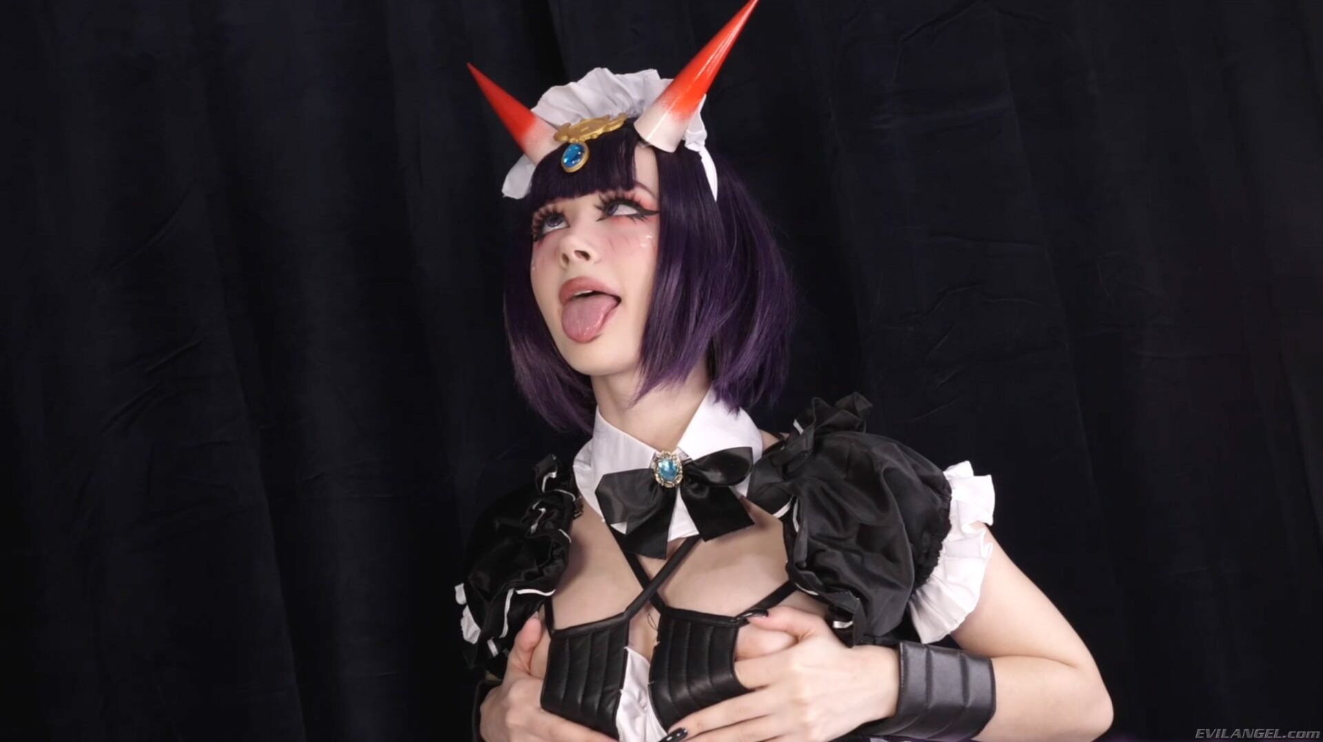 Shuten Douji Is A Horny Maid