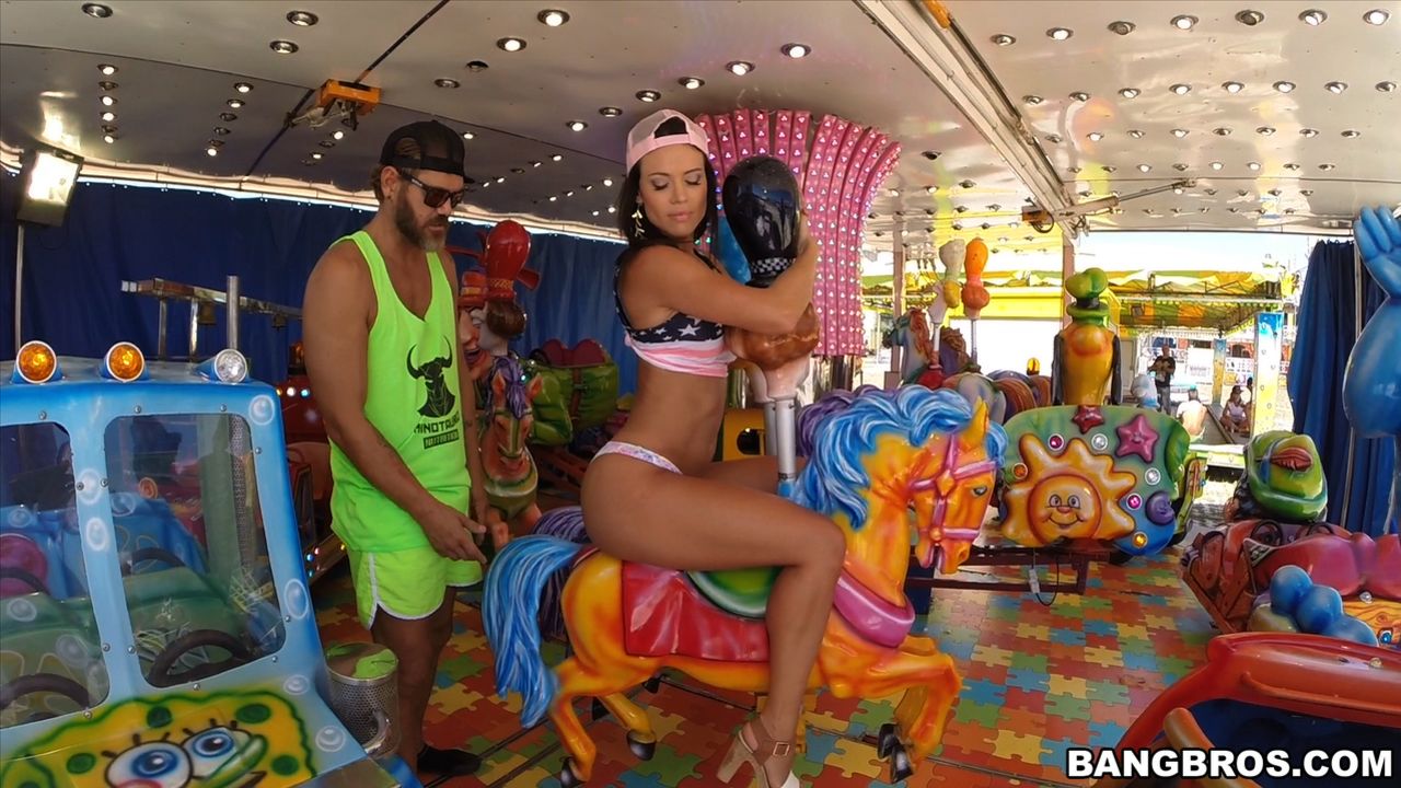 Franceska Jaimes attends the Carnival!