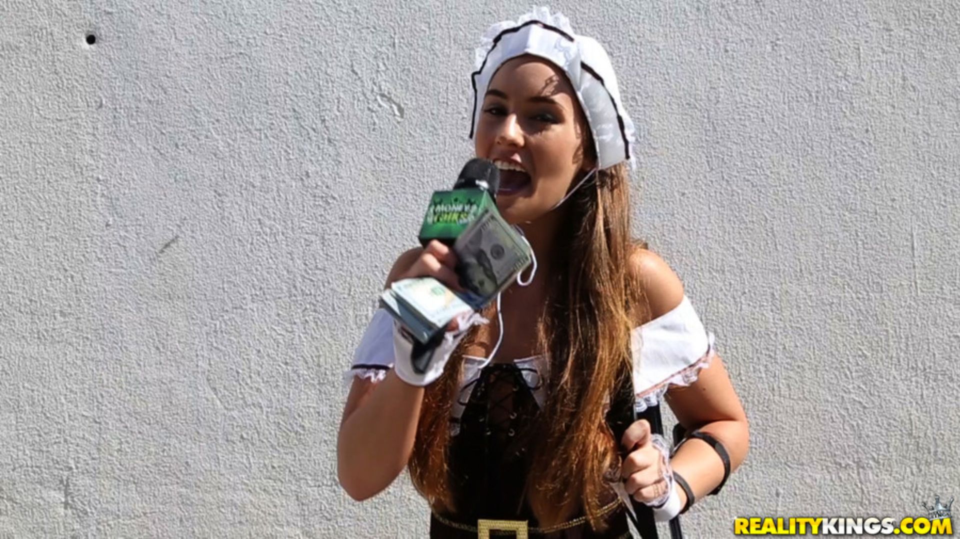 Money Shaker
