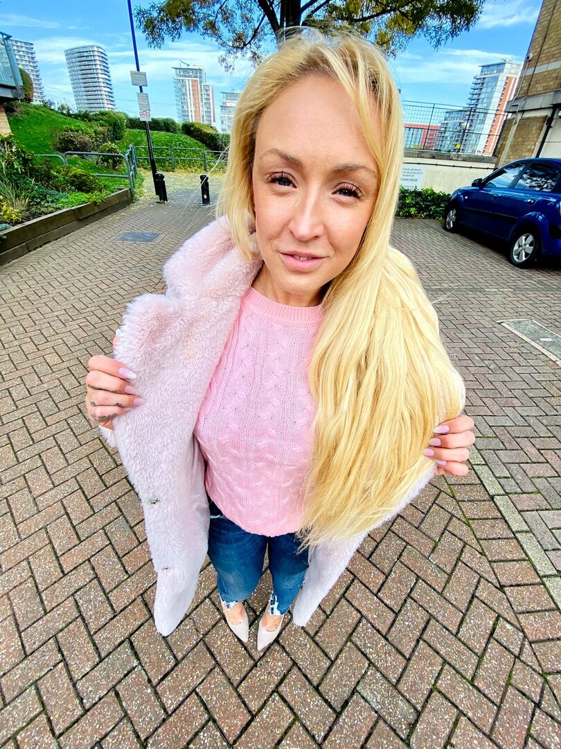 Raunchy Fuck with Amber Deen In London!
