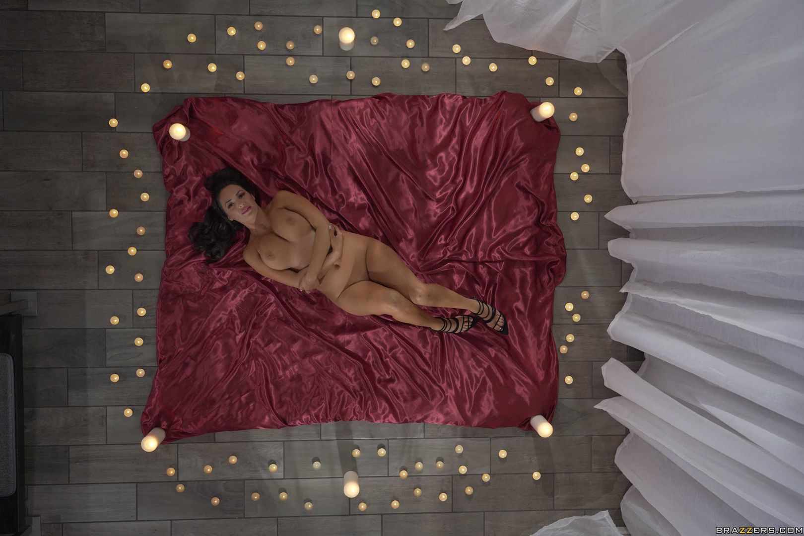 Cumming By Candlelight