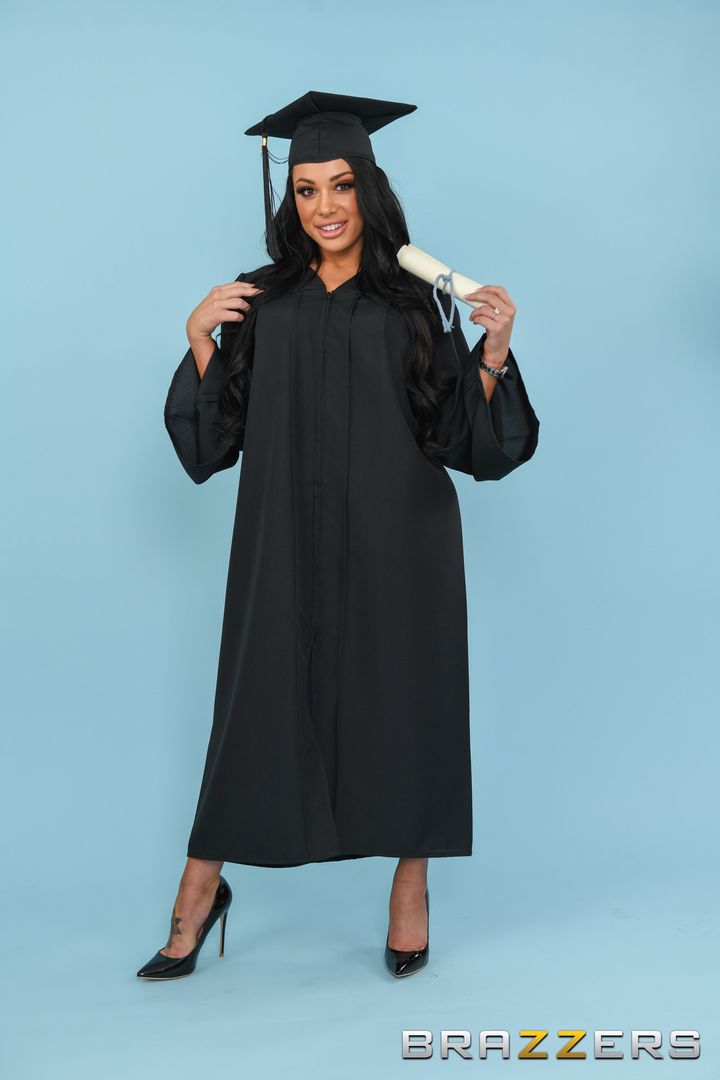 Graduating Tits